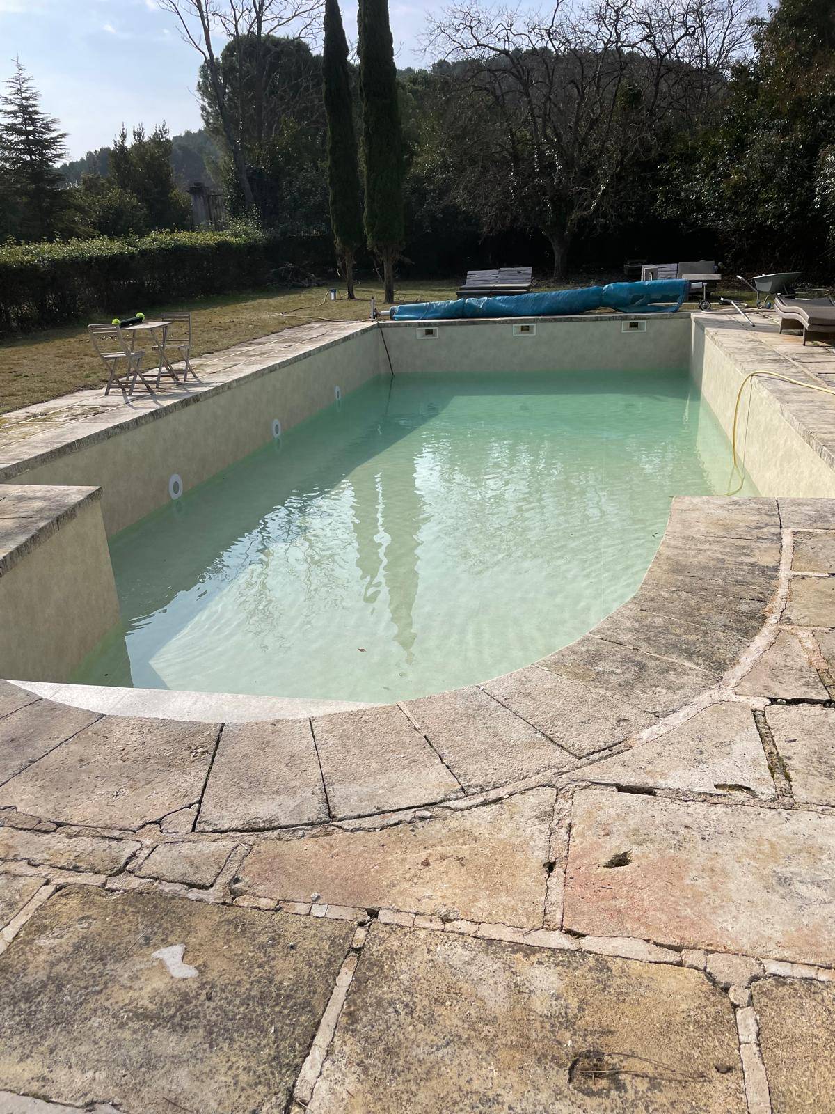 Rénovation complète d’une piscine 12x6 m avec membrane PVC armé à Septeme les vallons