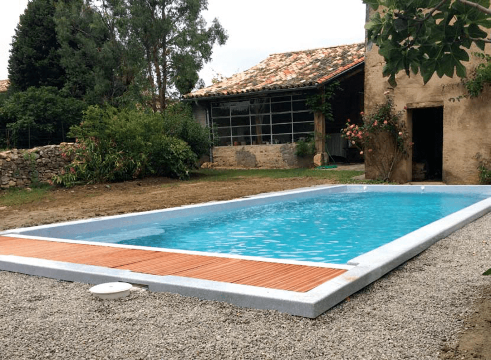 Piscine coque Platinium 8 avec ou sans volet*