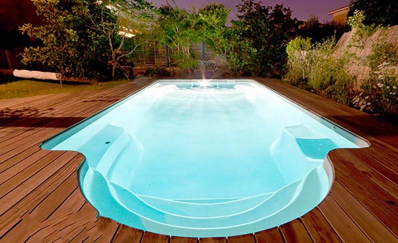 Piscine coque Grecian